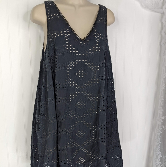 ANTHROPOLOGIE Maeve Black Eyelet Lace Swing Dress Sz S - Picture 6 of 16